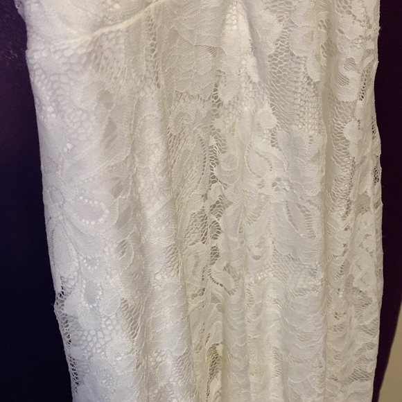 Dressystar Hi-Low Floral Lace Dress. Size Medium - Picture 7 of 12